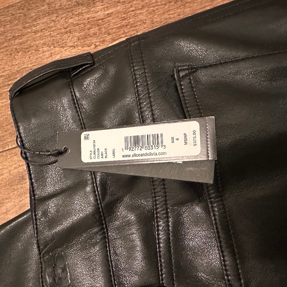 Alice + Olivia Trish Vegan Wide Leg Pant, NWT, size 4, black - Picture 4 of 6